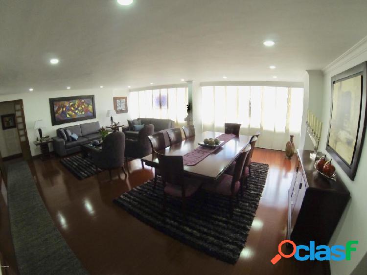 Vendo Apartamento Santa Barbara MLS 19-256