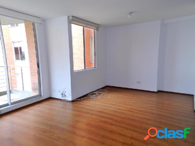 Vendo Apartamento Zaragoza MLS 20-555