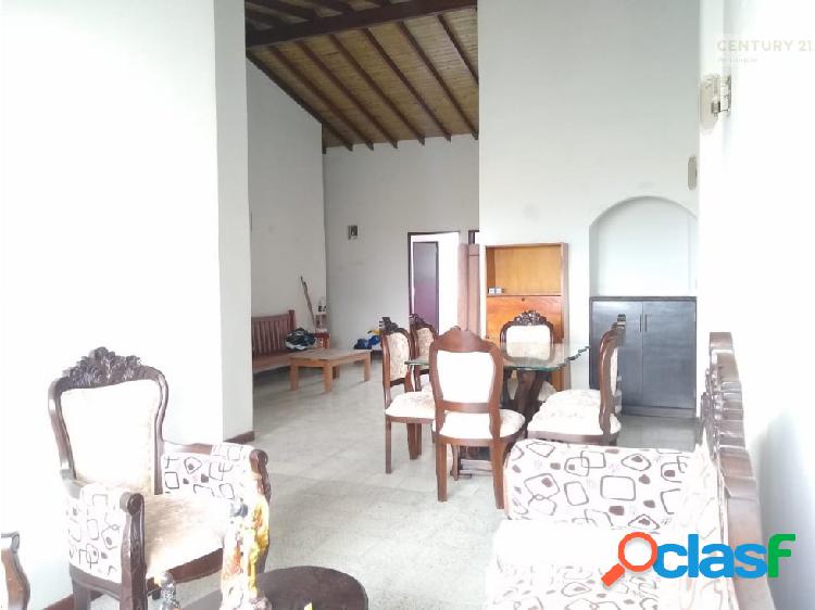 ARRIENDO APTO EN SIMON BOLIVAR CON PARQUEADERO