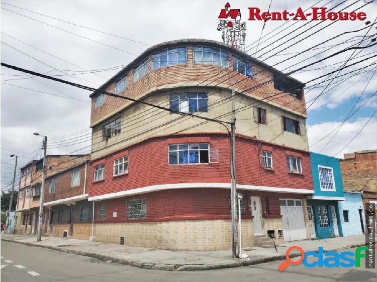 Casa en Venta El Carmen(Bogota) RAH CO:20-1074
