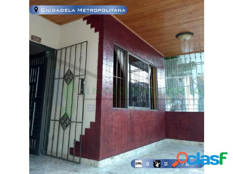 Ciudadela Metropolitana - Casa en venta