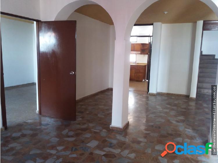 SE VENDE Y ARRIENDA CASA EN PIE DE LA POPA