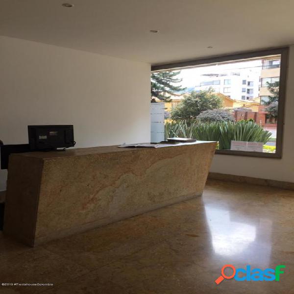 Apartamento en Arriendo La Carolina EA-:20-452