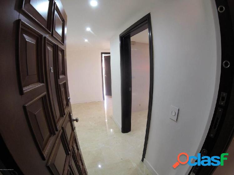 Apartamento en Arriendo San Patricio FR 20-709