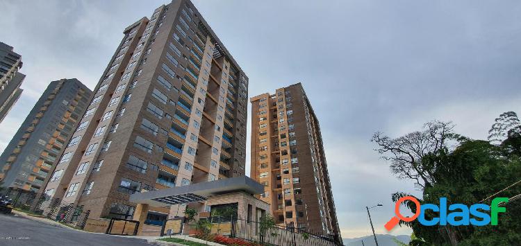 Apartamento venta Loma De Las Brujas 20-302 ACFM