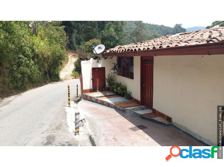 CASA PRIMER PISO SAN ANTONIO DE PRADO
