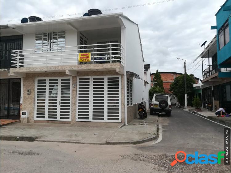 CASA VENTA CON LOCAL VILLAVICENCIO