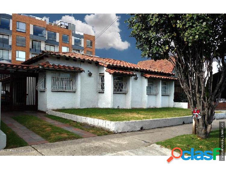Casa en Arriendo Nueva Autopista RAH CO:20-720