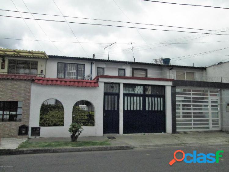 Casa en Venta Castilla(Bogota) FR 20-1006