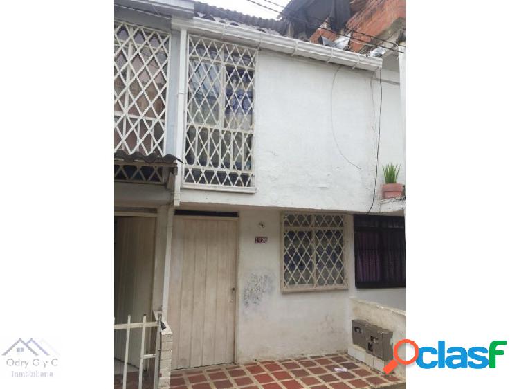 Se vende casa en el portal del jordán 2