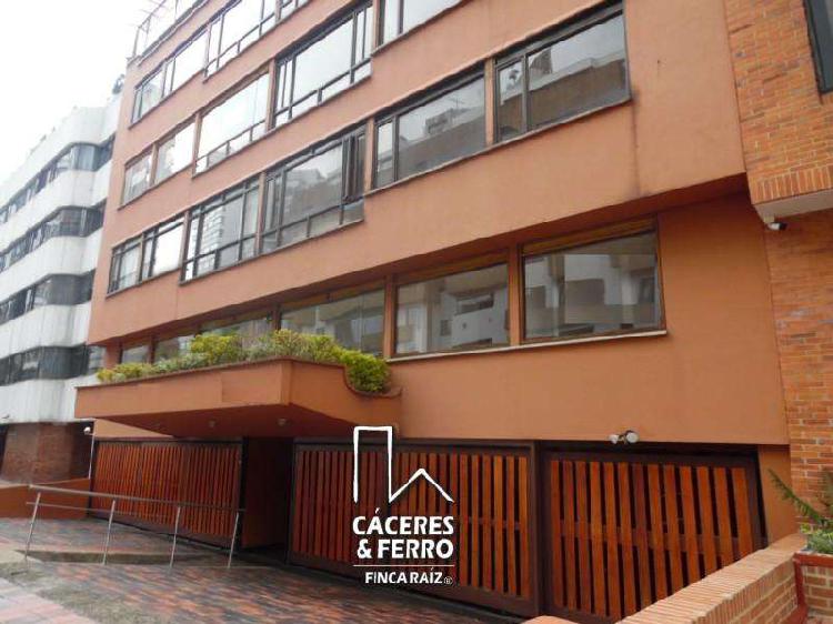 Apartamento En Arriendo En Bogota Los Rosales CodABCYF21831