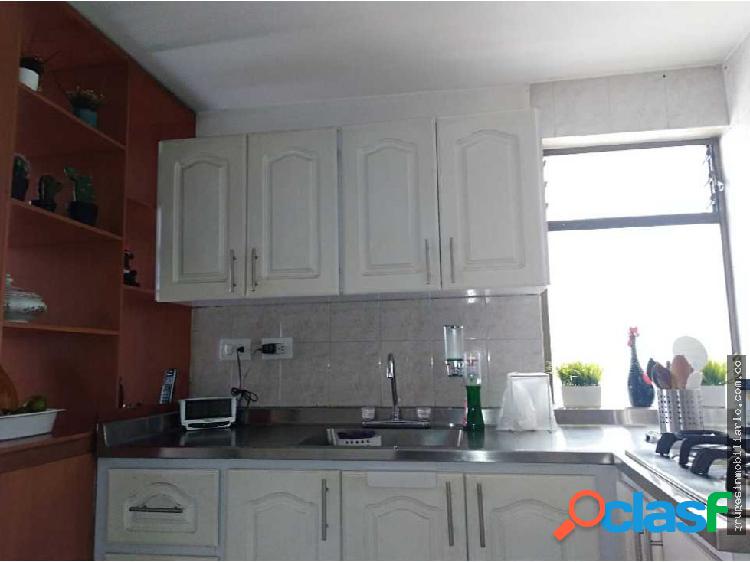 Aparta. Entonces en venta la castellana