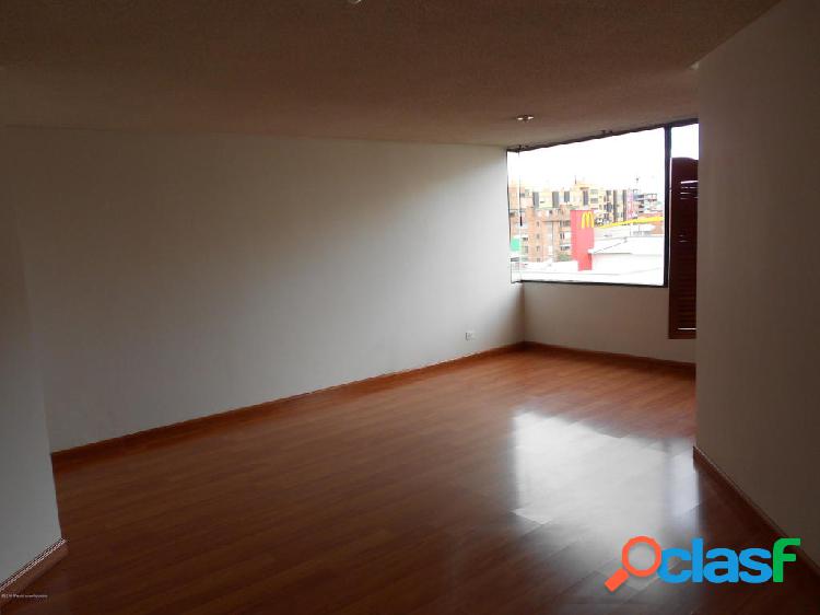 Apartamento en Venta Belmira(Bogota) MLS LR:20-503