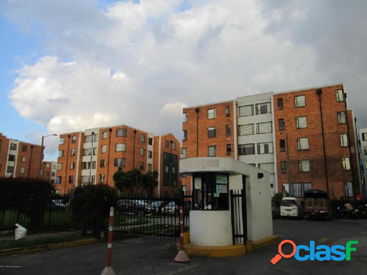 Apartamento en Venta Villa Claudia MLS LR:20-379