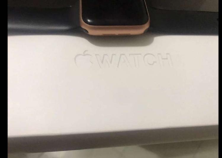 Apple watch 40 MM tamaño de la pantalla SERIE 4 Color ORO