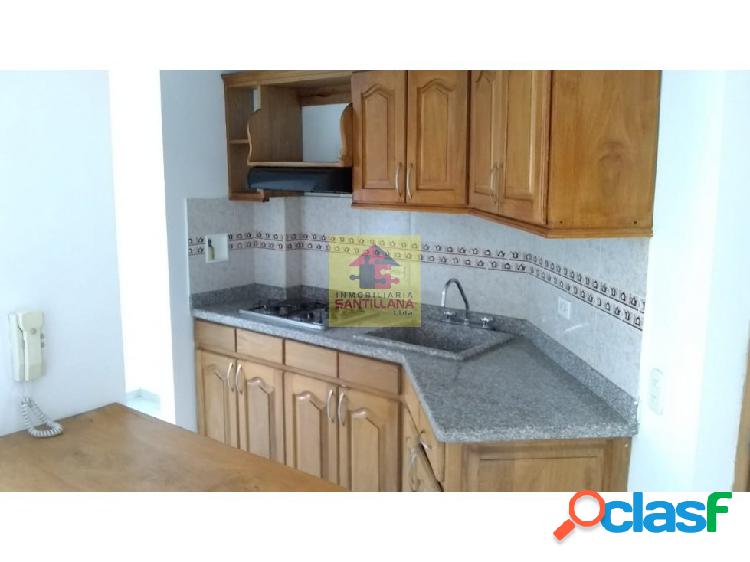 CALASANZ PARTE BAJA ARRIENDO APTO ED 2DO PISO