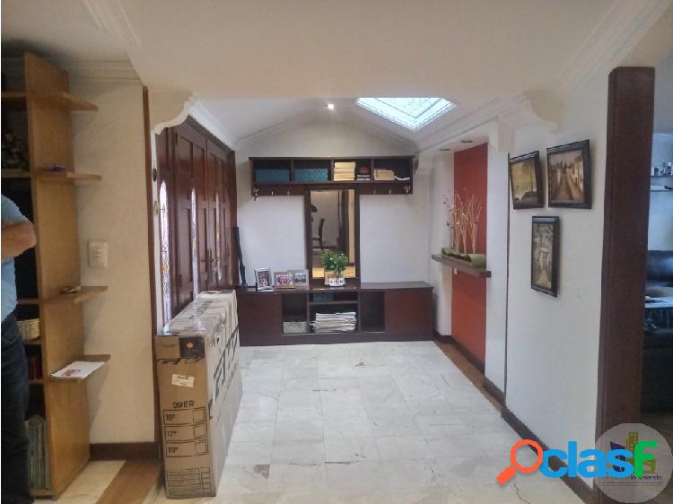 CASA EN VENTA - BATÁN