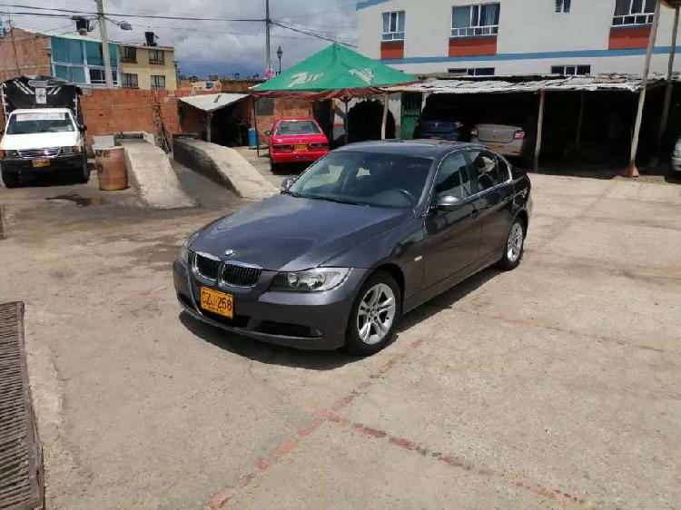 Excelente BMW 325i