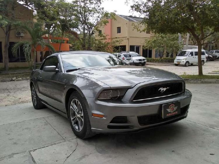 Ford Mustang Convertible Motor V6 2014