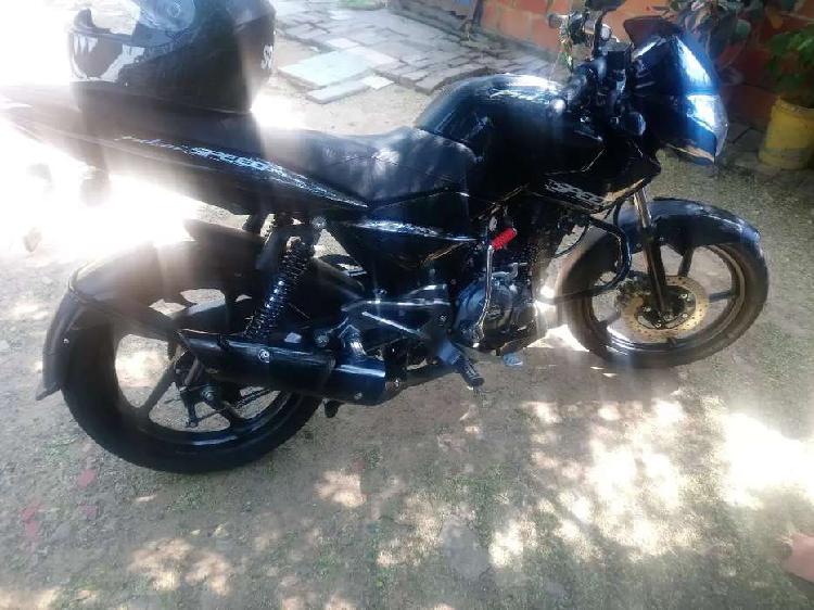 Pulsar 135 como nueva