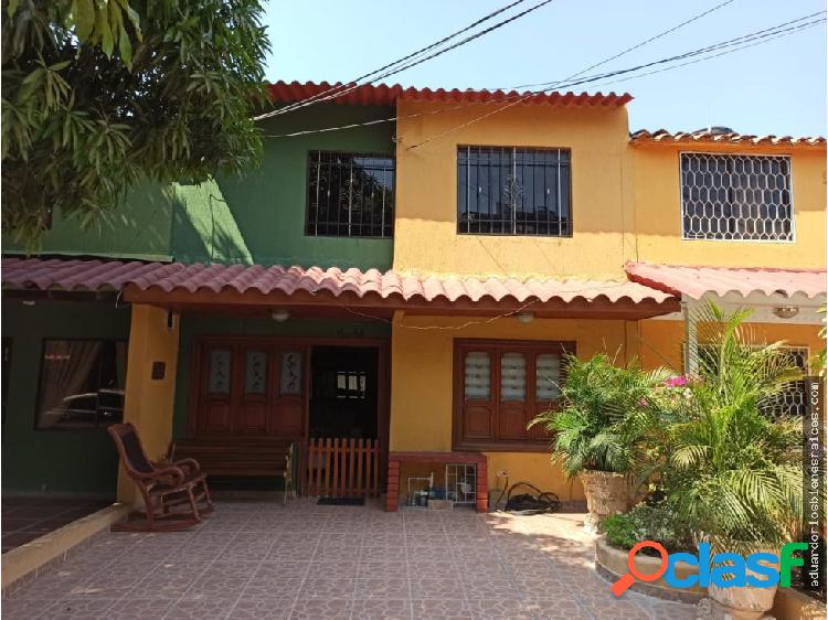 Vende Casa en Condominio Cañaveral Santa Marta