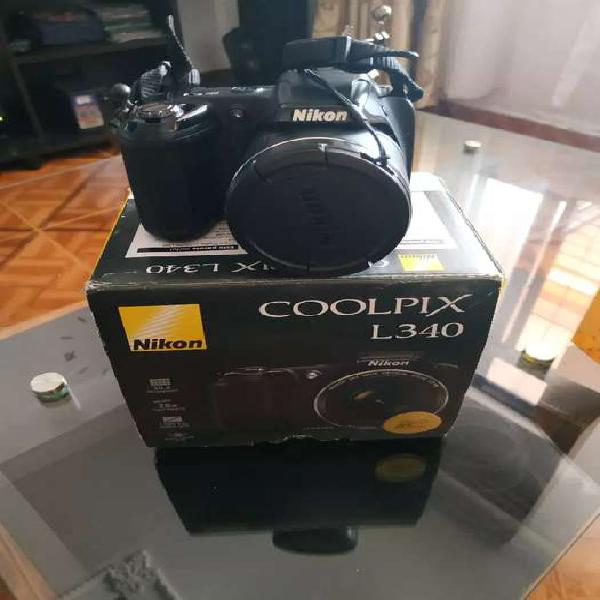 Cámara semi profesional Nikon COOLPIX L340