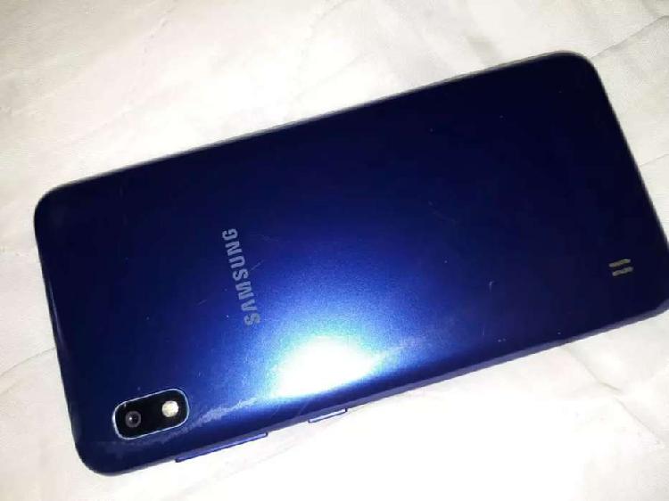 Se vende celular samsung galaxy A10 color azul
