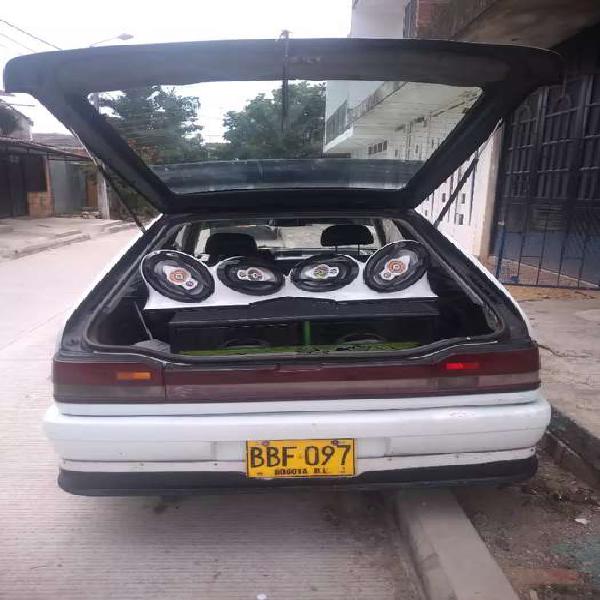 Vendo o permuto Mazda 323 modelo 90