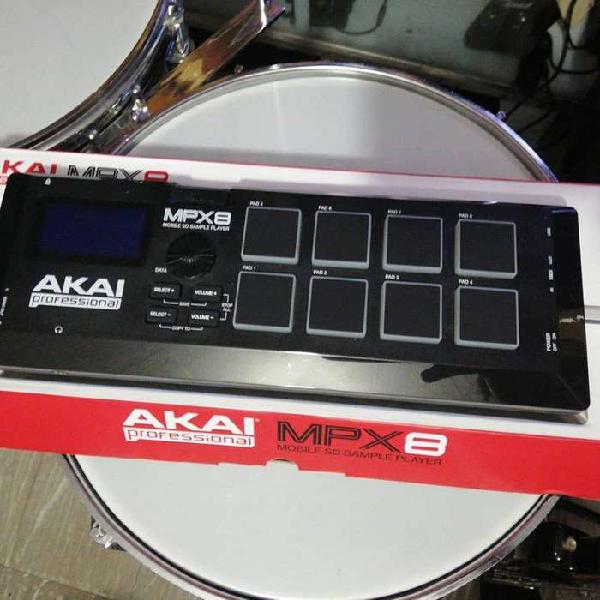 Akai Mpx8 Sampler Y Controlador Producción Musical