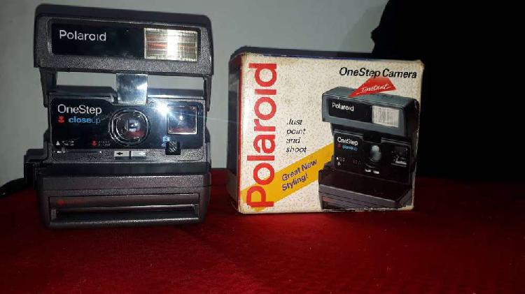 Camara Instantanea Polaroid OneStep CloseUp