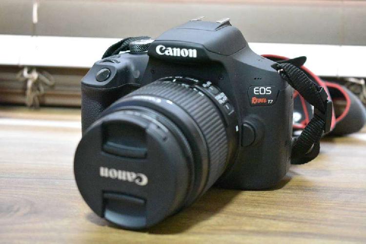 Canon EOS Rebel T7 + 18-55
