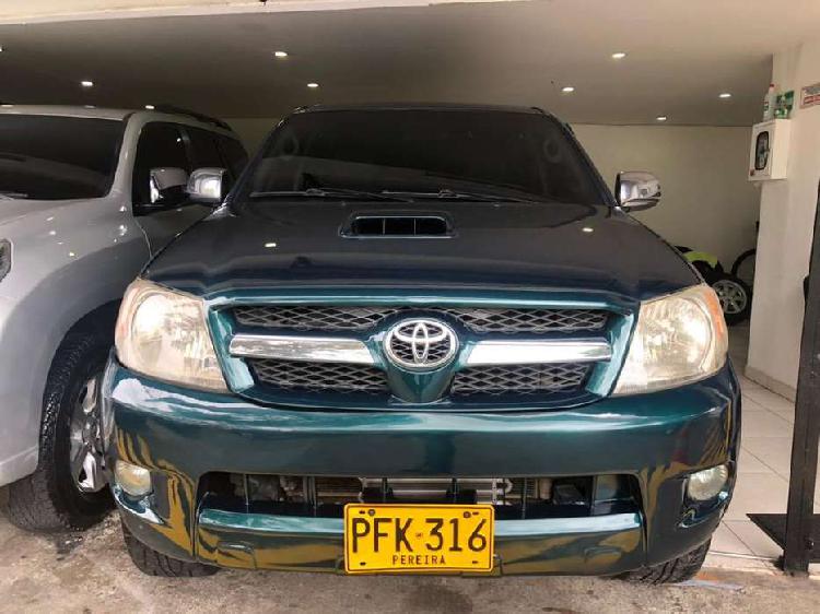 Toyota hilux 2008 diesel automatica 4x4 impecable