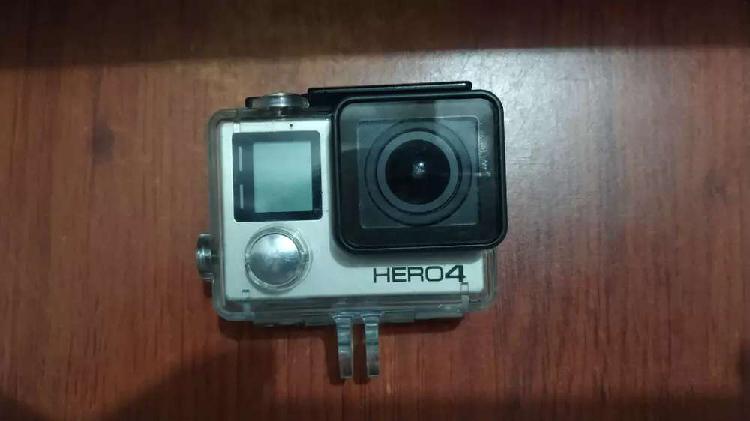 Vendo cámara go pro hero 4 silver