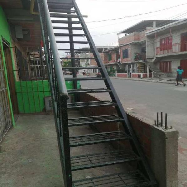 escaleras en hierro