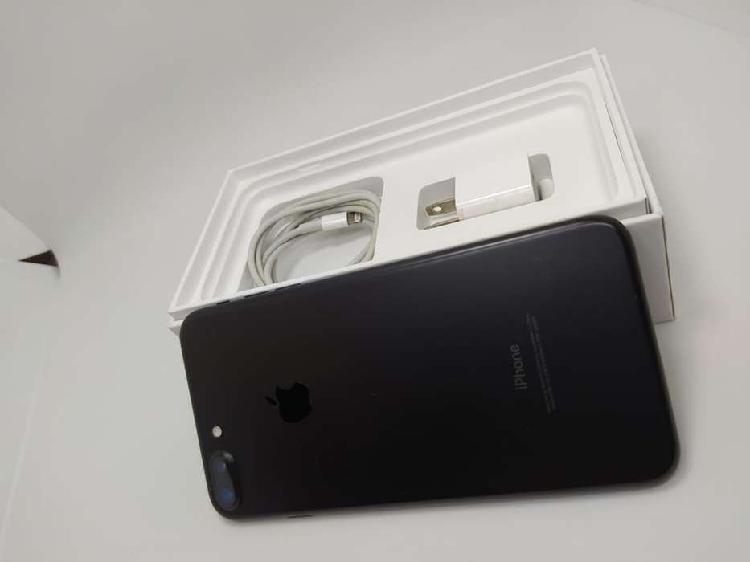 iPhone 7Plus 32 gb con 7 meses de uso garantía falabella y