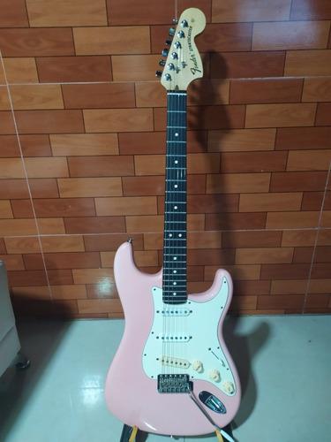 Guitarra Fender Stratocaster American Special Vintage Pink