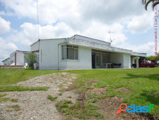 ALQUILER CASA CAMPESTRE VIA LA TEBAIDA
