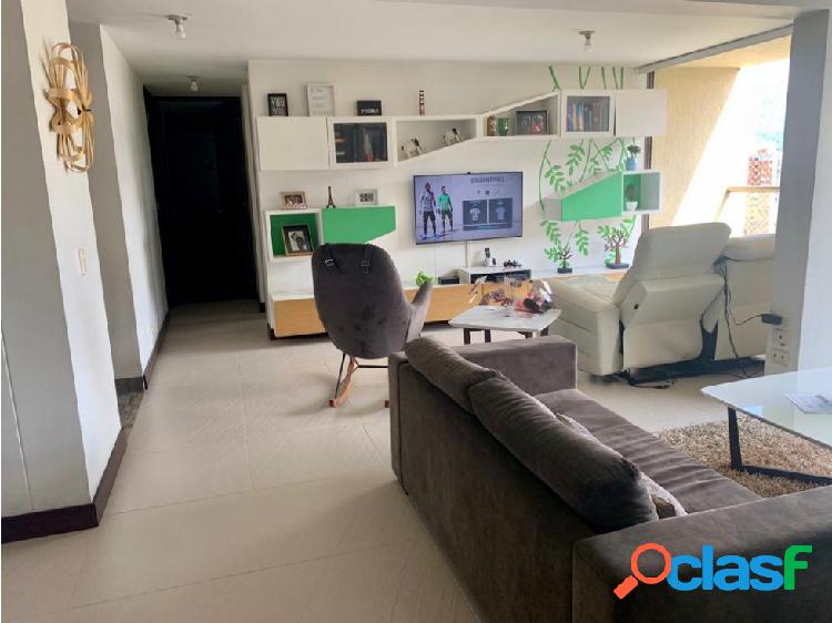 APARTAMENTO IMPECABLE EN LOMA DE LOS BERNAL