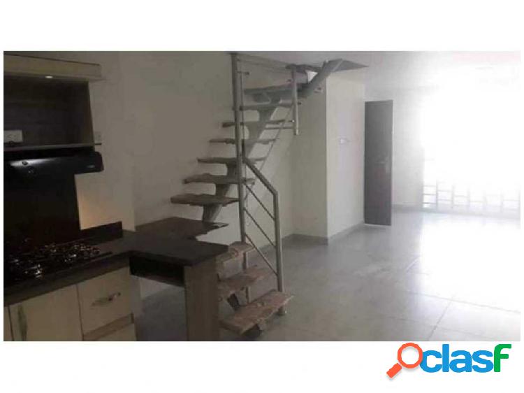 Apartamento Duplex en venta de 108m2 en Cabañas