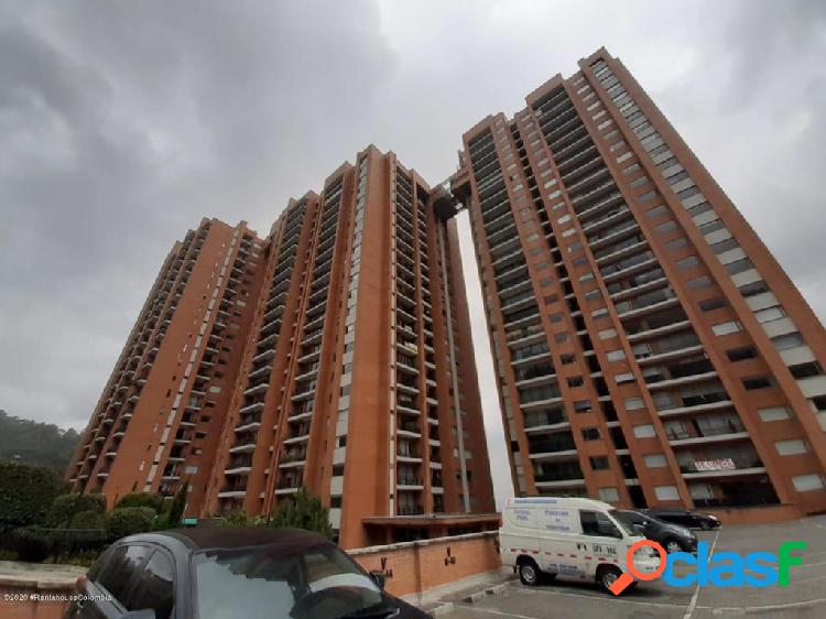 Apartamento en Arriendo Bogota EA Cod:20-1022
