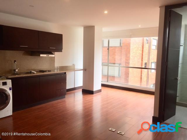 Apartamento en Arriendo La Carolina EA Cod:20-454