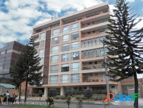 Apartamento en Arriendo La Carolina:20-454 ACFM