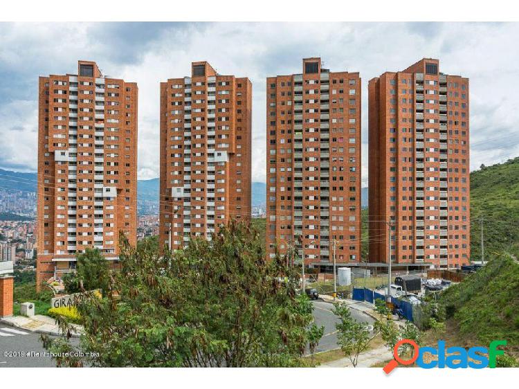 Apartamento en Calasanz(Medellin) RAH CO: 20-229