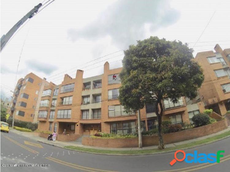 Apartamento en Chico Navarra RAH CO: 20-583