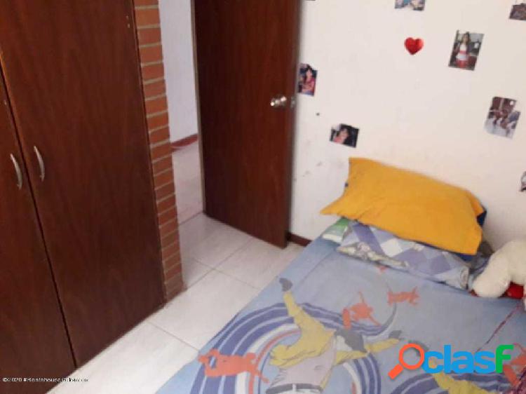 Apartamento en Venta Bogota EA COD:20-1034