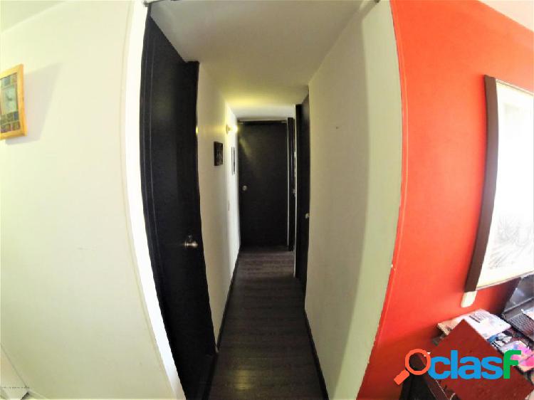 Apartamento en Venta CastillaEA Cod:20-627