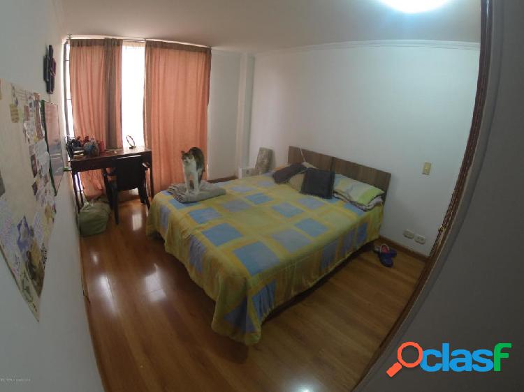Apartamento en Venta Mazuren(Bogota) EA COD:20-559