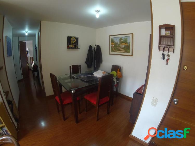 Apartamento en Venta Mazuren(Bogota) EA Cd:20-645