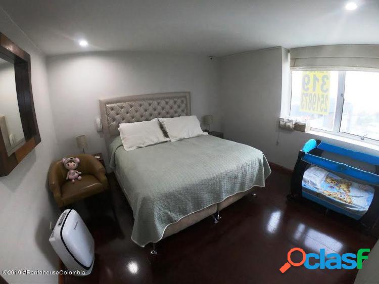 Apartamento en Venta Niza(Bogota) EA Cod:20-115