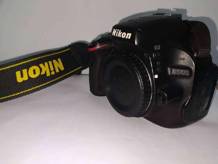 Camara Nikon d5100 y accesorios